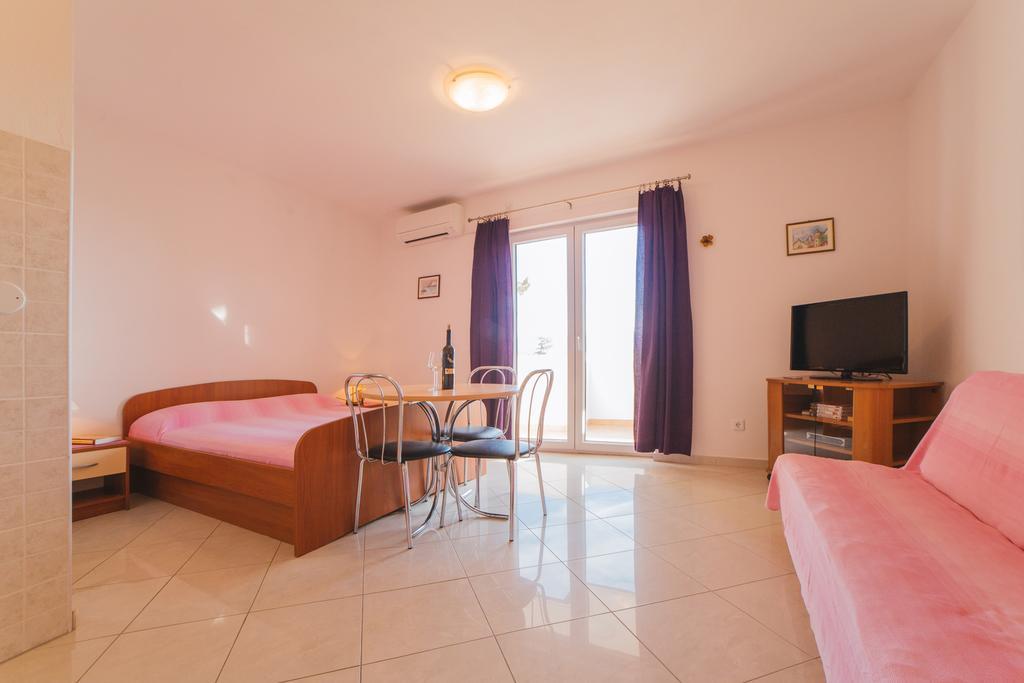 Apartments Dada Omiš Δωμάτιο φωτογραφία